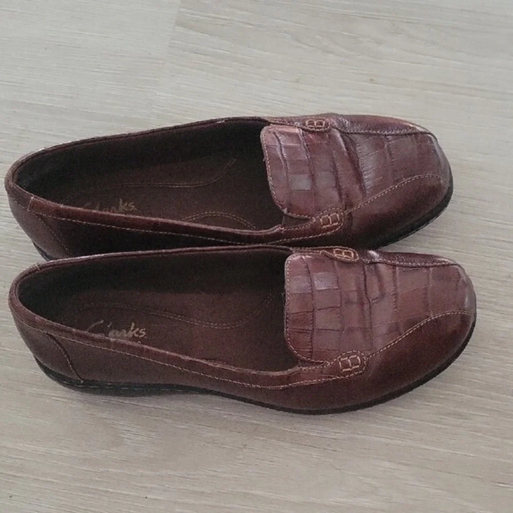 Clarks bendable Loafers Brown Leather Crocodile Embossed Slip On Comfort Shoes 8